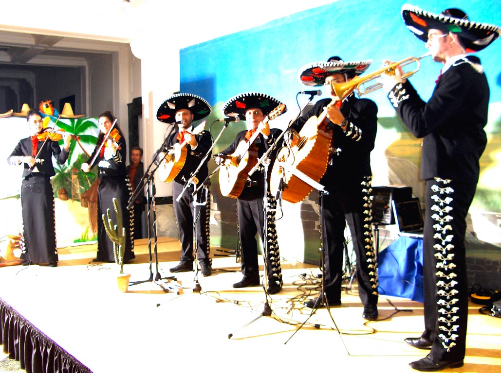 mariachi_fiesta_mexicana3