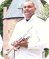 Joe Rivera (USA)::Trumplet, background vocals joe